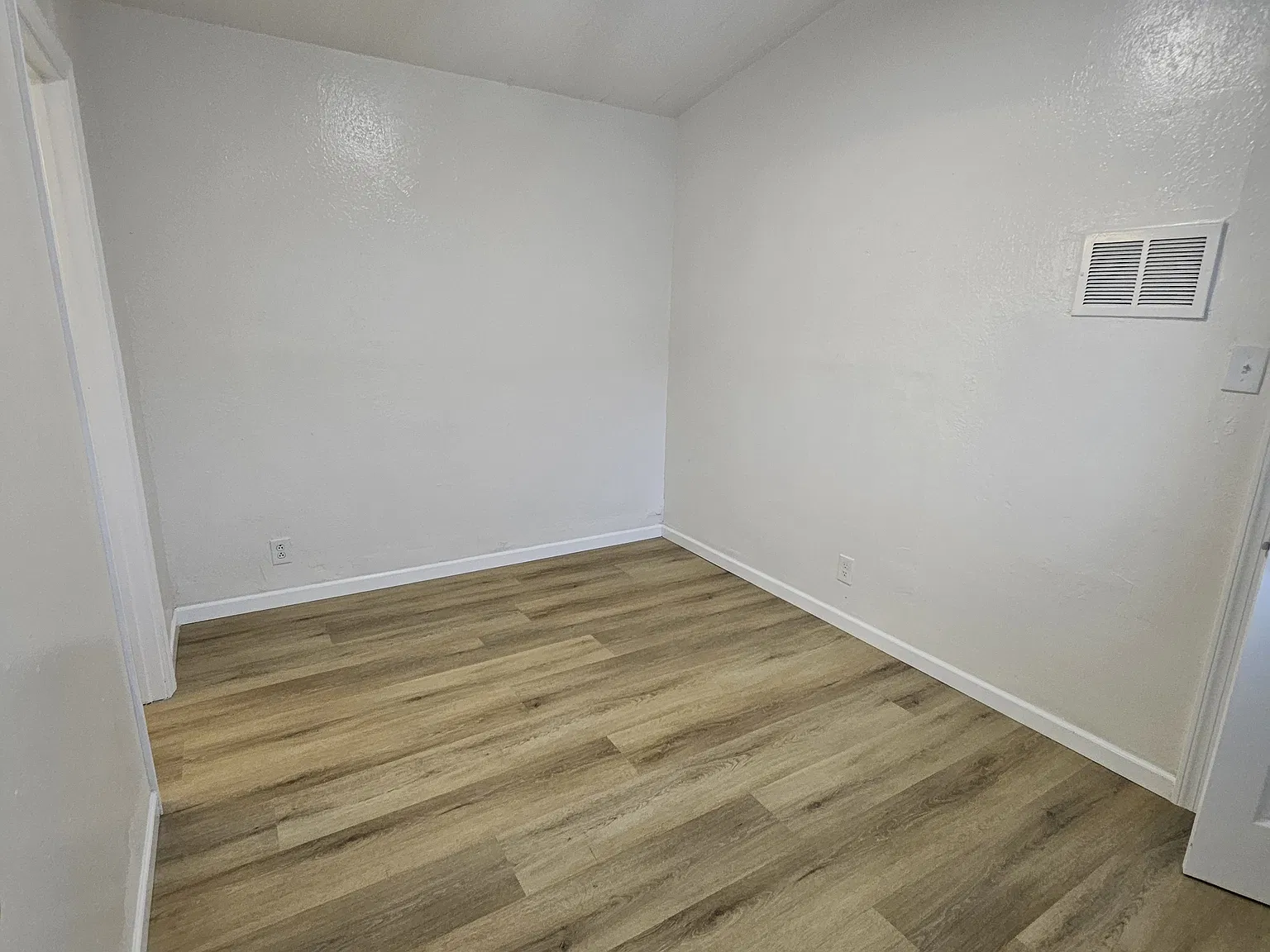 1 bed, 450 sqft, $1,950 — Photo 4