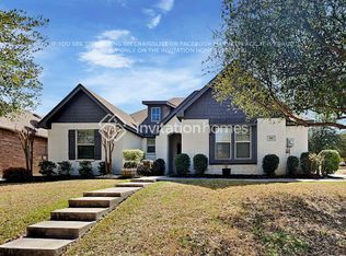 581 Magnolia Pkwy, Benbrook, TX 76126