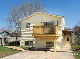1432 Tamarack Ave NW, Grand Rapids, MI 49504