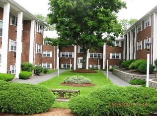 100-1 Main St APT 2, Stoneham, MA 02180