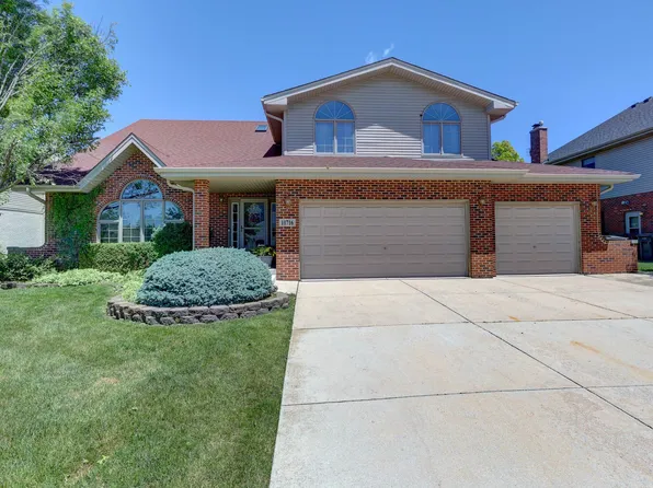 11716 Bolton Ln, Orland Park, IL 60467
