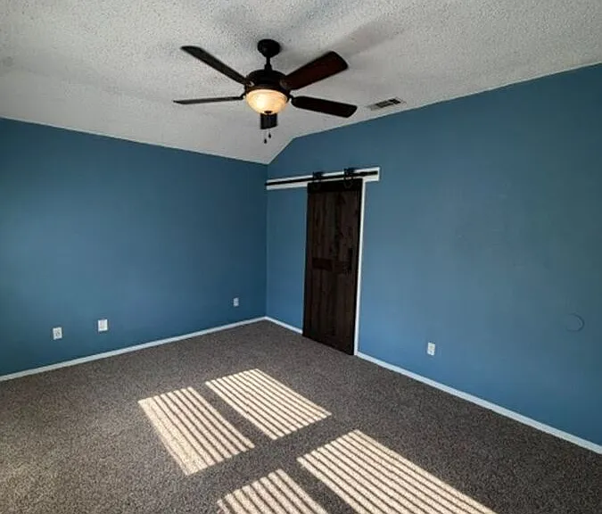 5009 Paragon Dr — Photo 22