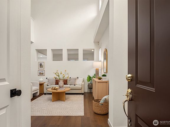 3rd image of 15426 141st Place SE