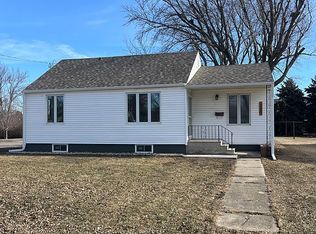 220 N Hancock St, Lake City, IA 51449