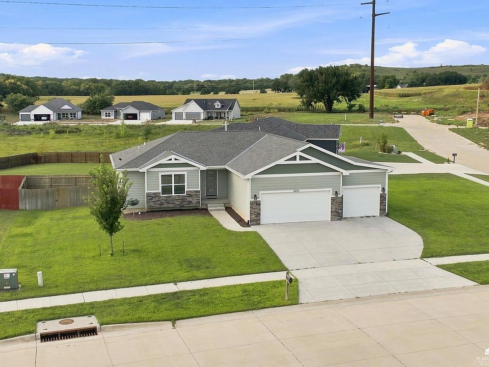 s uu sanさん　26-6-8 8397 Zacs Ct, Manhattan, KS 66502 | MLS #20262291 | Zillow