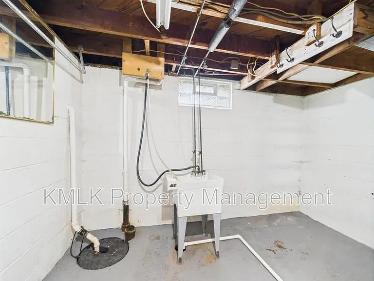 636 Lurie Ave — Photo 32