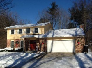 1314 Sylvan Ln, Midland, MI 48640