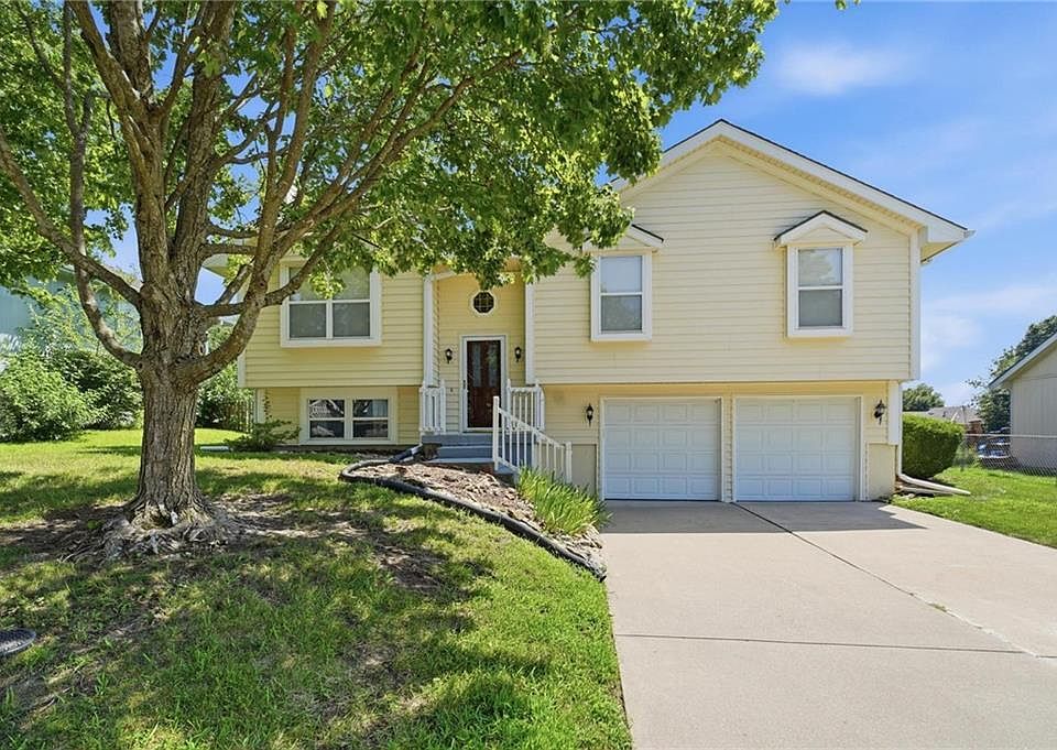 1st image of 505 Blue Grass Dr