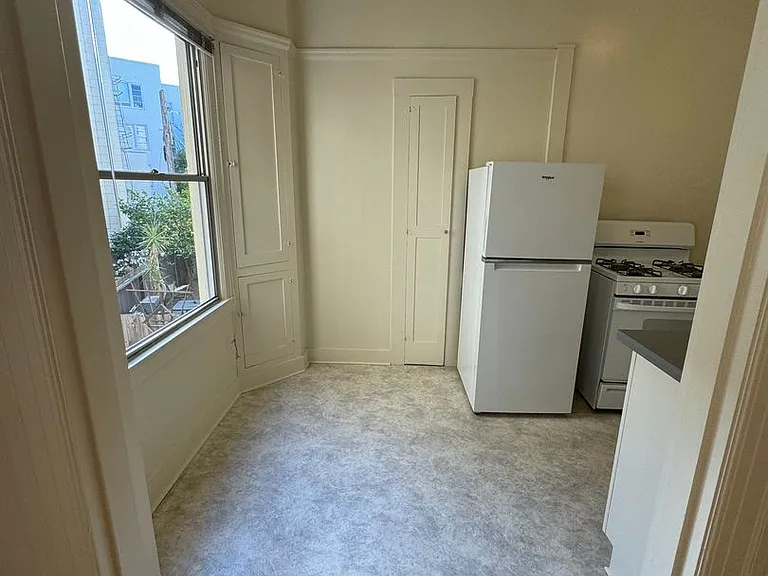 101 Cervantes Boulevard (918r) — Photo 9