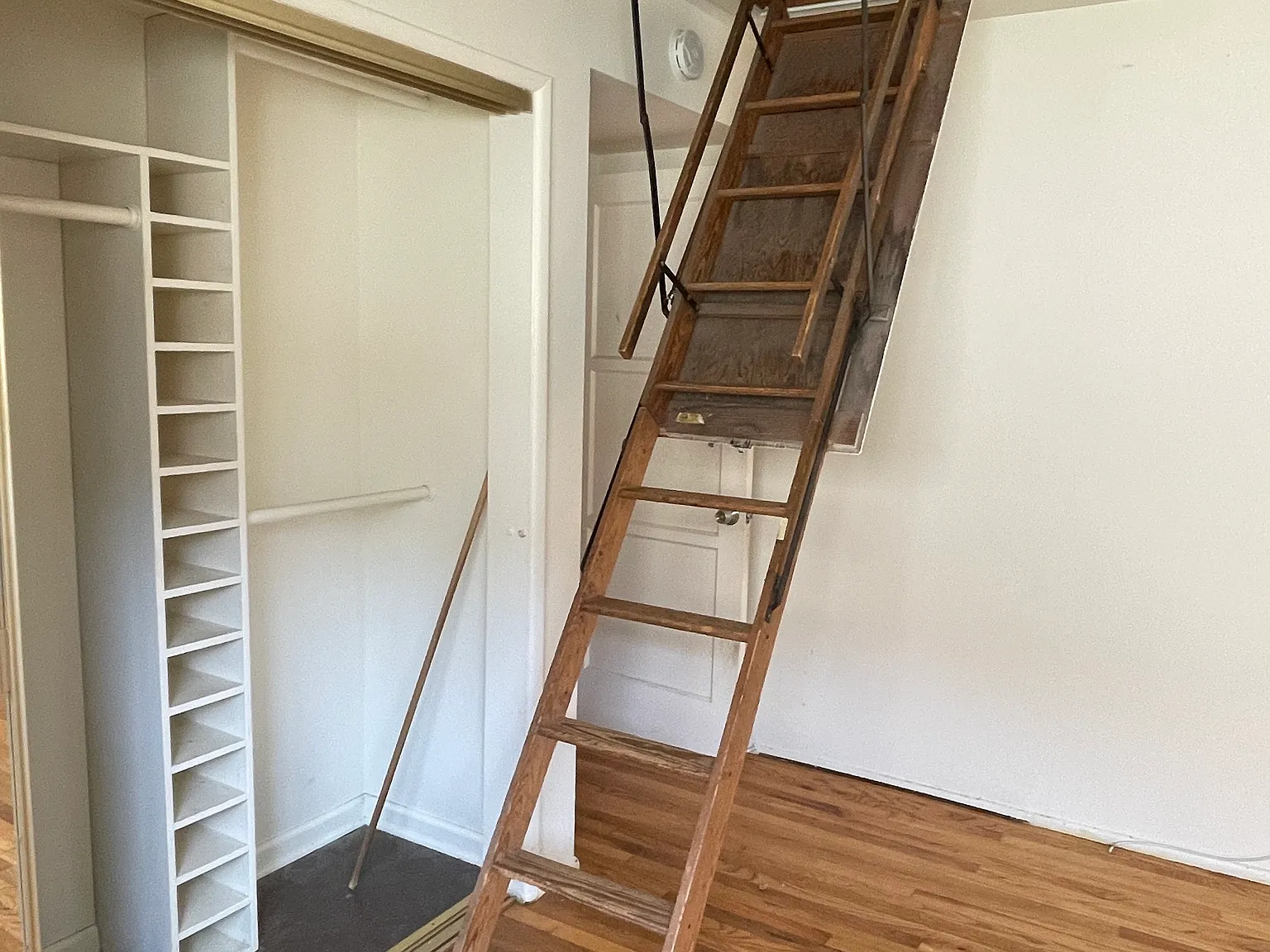 4 bed, 2279 sqft, $1,825 — Photo 3