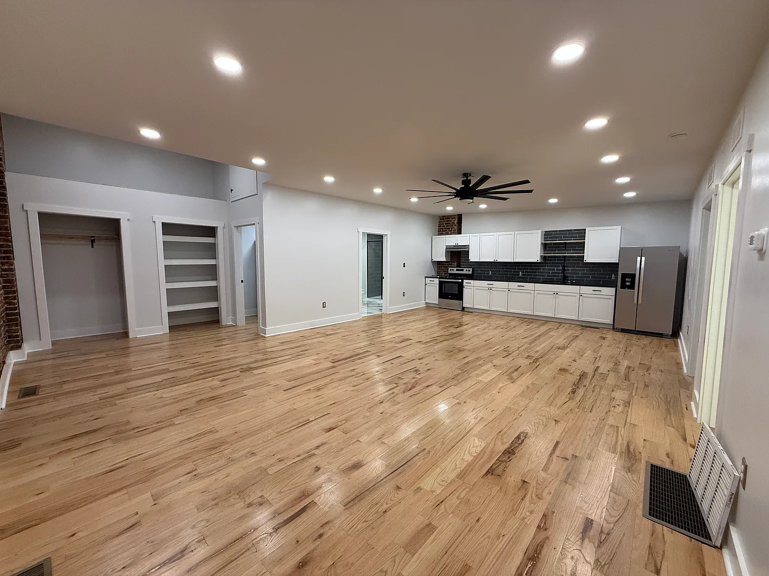 2 bed, $1,500 — Photo 2