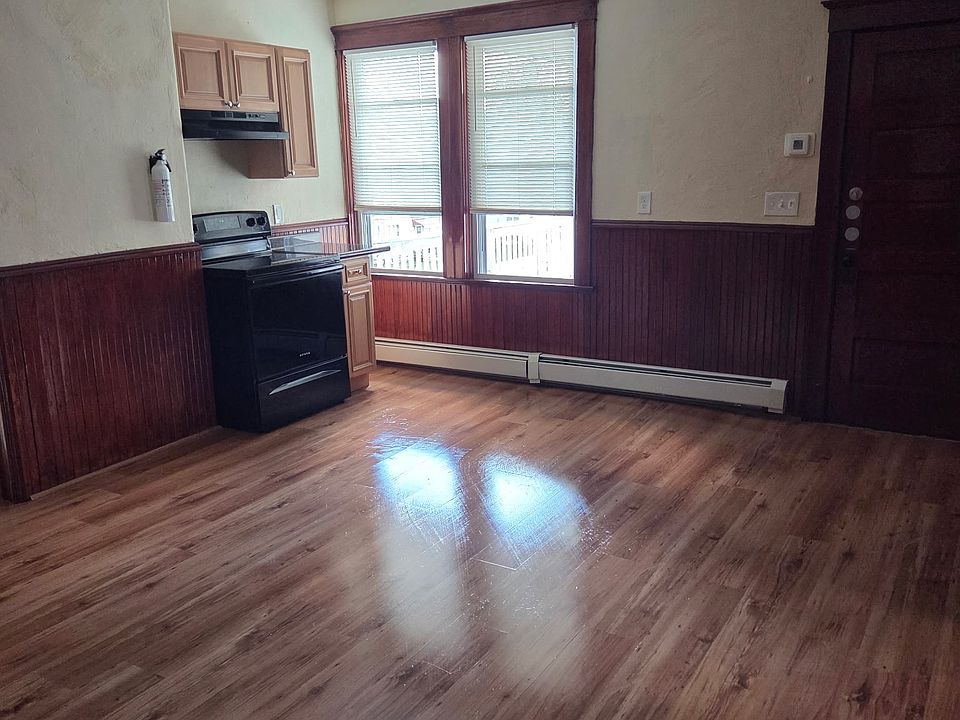 1st image of 308 Wood Ave Floor 2