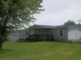 21282 Meadow Ln, Sunman, IN 47041