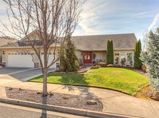 920 Saint Andrews Way, Eagle Pt, OR 97524