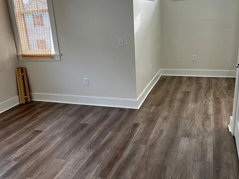 1218 Schirmer Ave — Photo 9