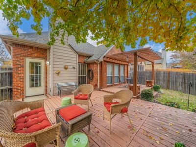 2020 Canterbury Dr, Bedford, TX, 76021