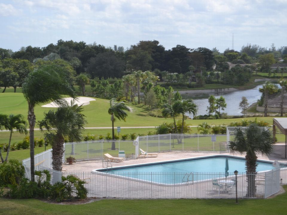 Home For Sale In Sandalfoot