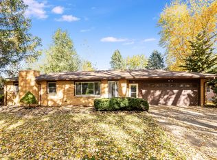 217 Snow St, Sugar Grove, IL 60554