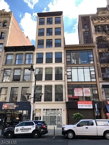192 Market St #7A Photo 1