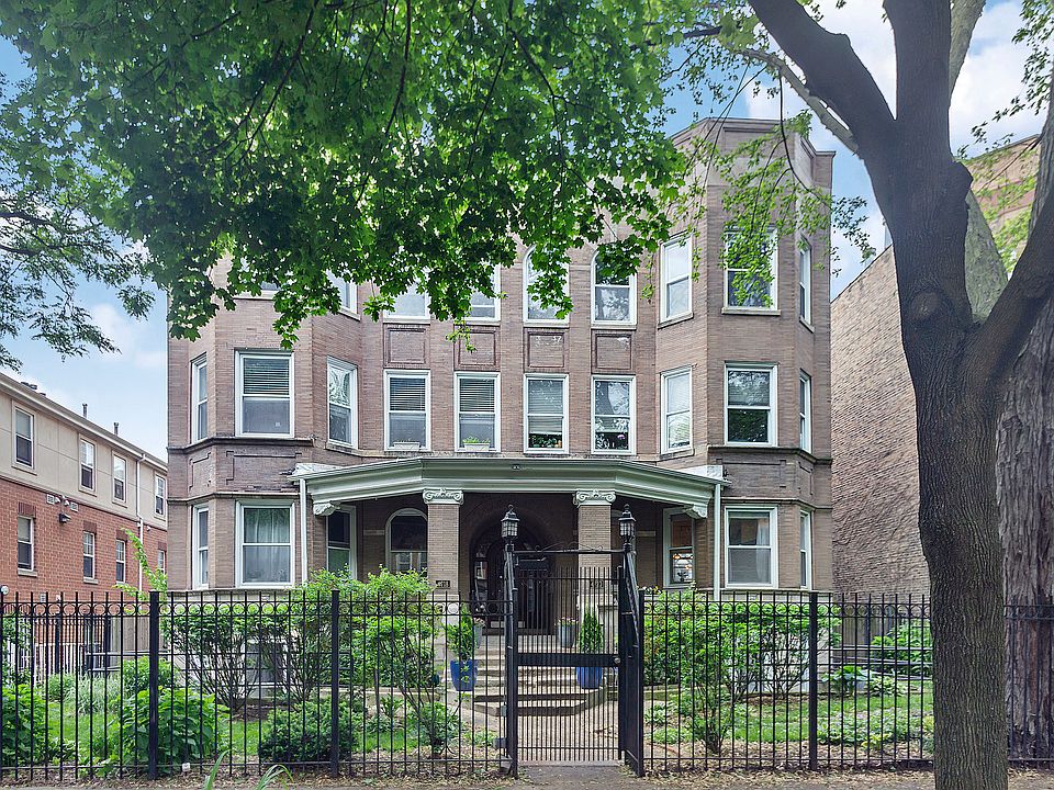 1st image of 4718 N Kenmore Ave #1