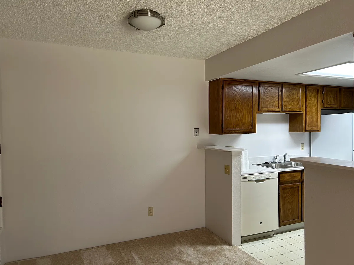 Building Photo - 8335 Fairmount Dr #8-107