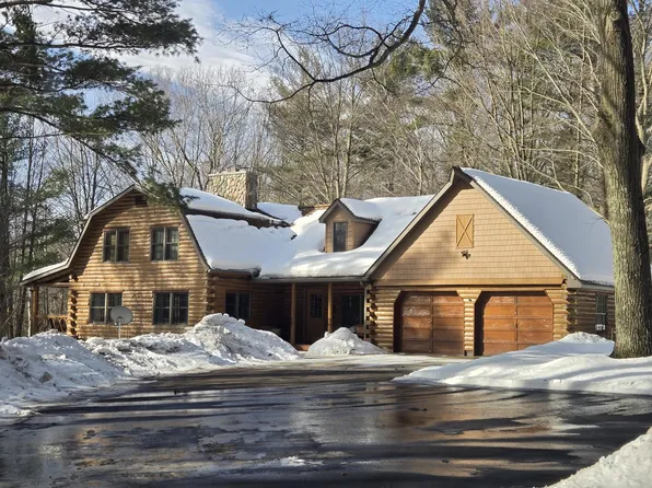 3833 N Lincoln Rd, Ludington, MI 49431