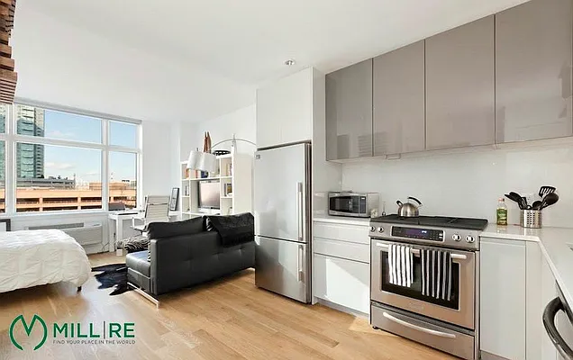 Rented by MiLL RE | media 3