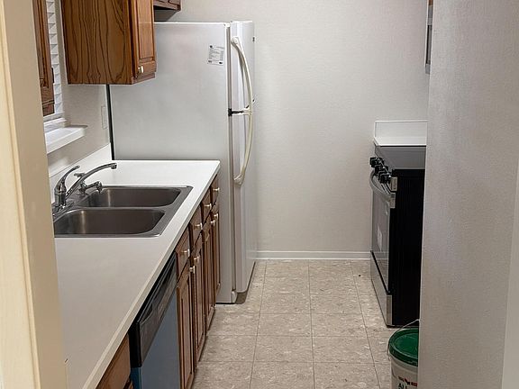 5th image of 2809 Rio Branco St #D-204