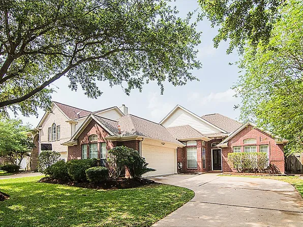 4419 Zimmerly Ct, Sugar Land, TX 77479