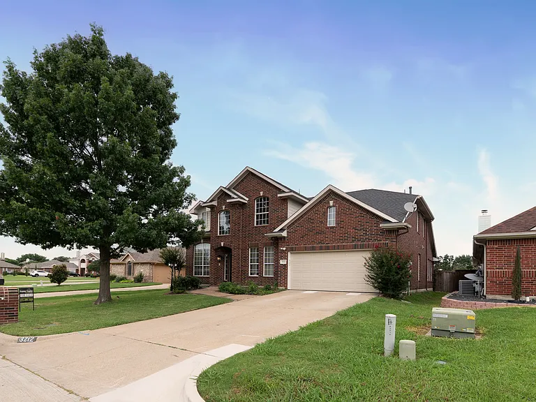3212 Cantura Dr — Photo 3