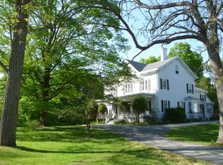 3 Sunrise Ln, Poughkeepsie, NY 12603