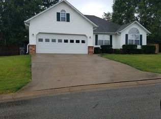 4002 Phillips Dr, Paragould, AR 72450