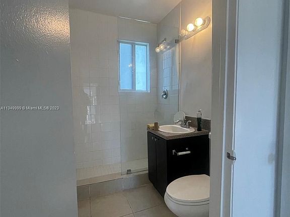 5th image of 5305 Biscayne Blvd #204