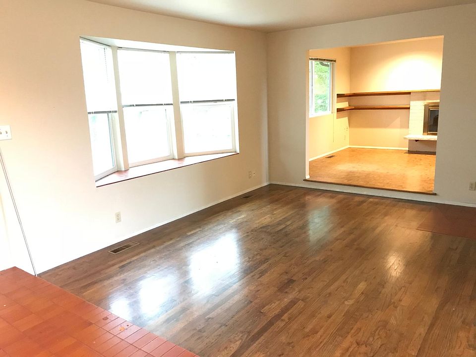 1st image of 7318 151st Ave NE
