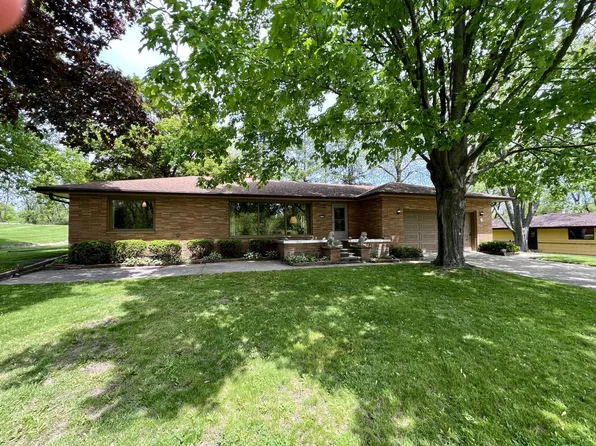12740 West Lagoon ROAD, New Berlin, WI 53151
