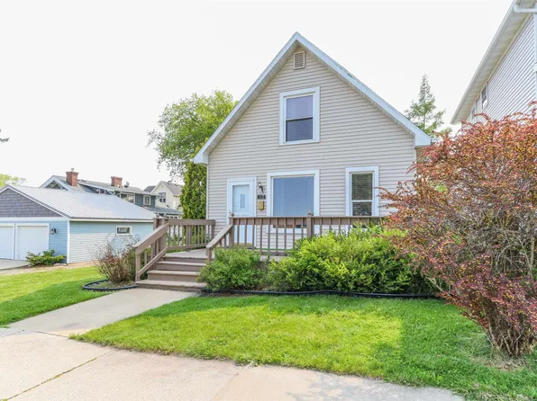 117 E 4th St, Kaukauna, WI 54130
