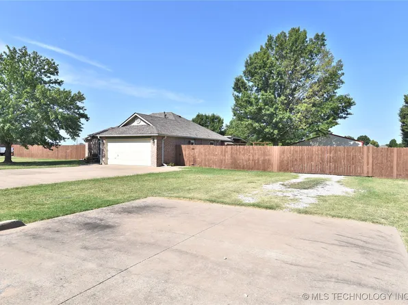 11664 N 154th East Ave, Collinsville, OK 74021