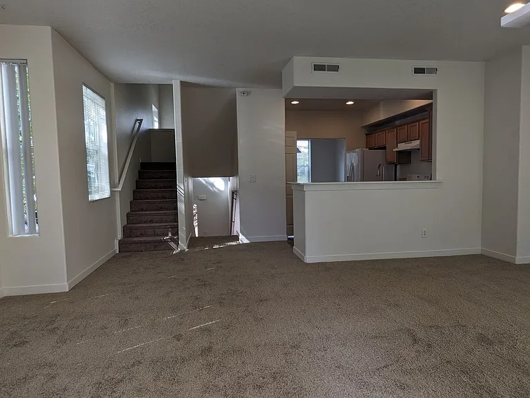 Halsey East Townhomes — Photo 269