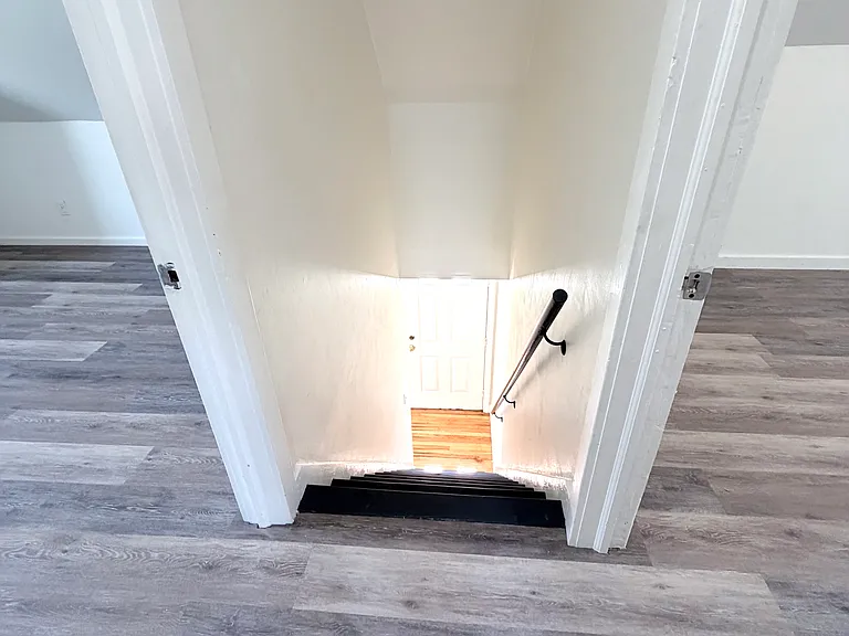 58 Barton Cir — Photo 13