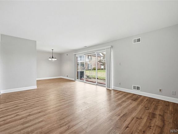 5th image of 4545 Chestnut Ridge Rd #112A