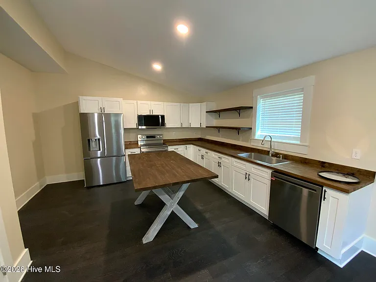 789 Main St #C — Photo 7