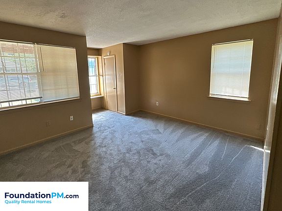 5th image of 3164 Lyndale Ave #3164