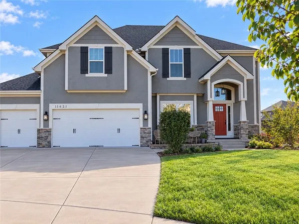 11621 N Winchester Ave, Kansas City, MO 64156