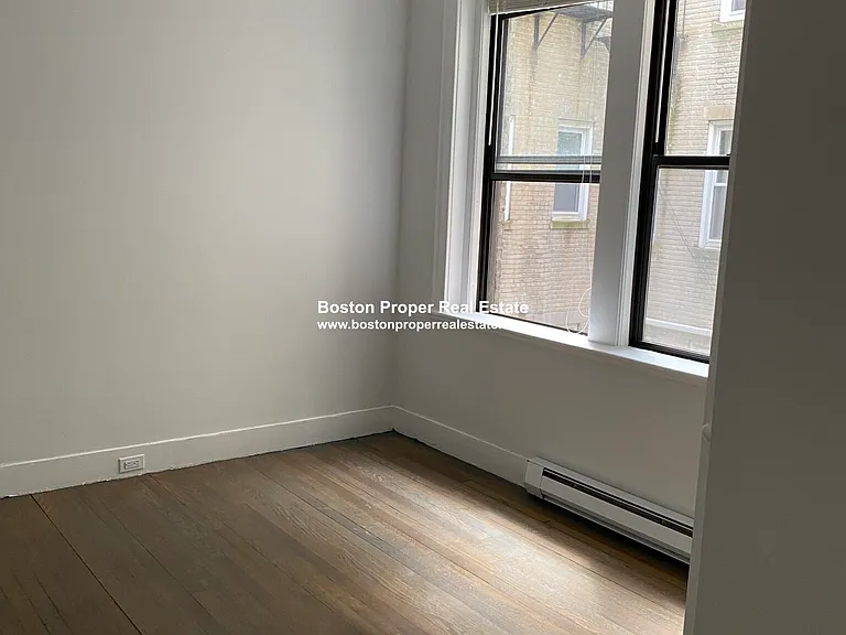 81 Park Dr #3 — Photo 2