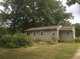 8547 E Apple Ave, Ravenna, MI 49451