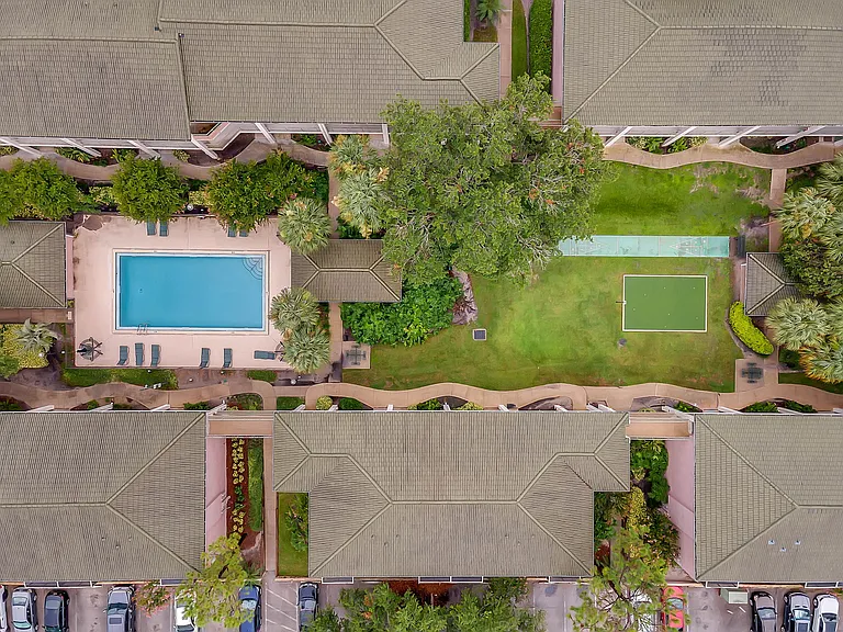 136 Blue Point Way — Photo 31
