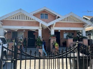 232 W 49th St, Los Angeles, CA 90037