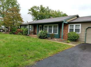 522 E Freehold Rd, Freehold, NJ 07728