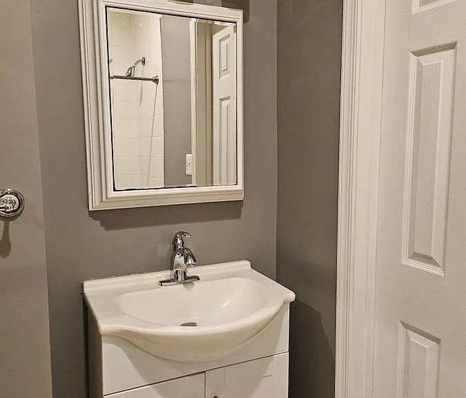 1408 S Hanover St — Photo 16