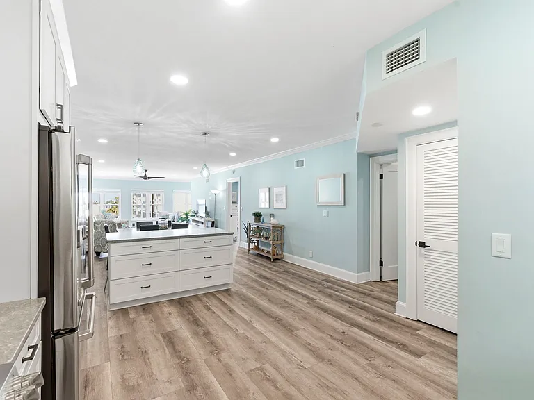 4950 Gulf Blvd #608 — Photo 7